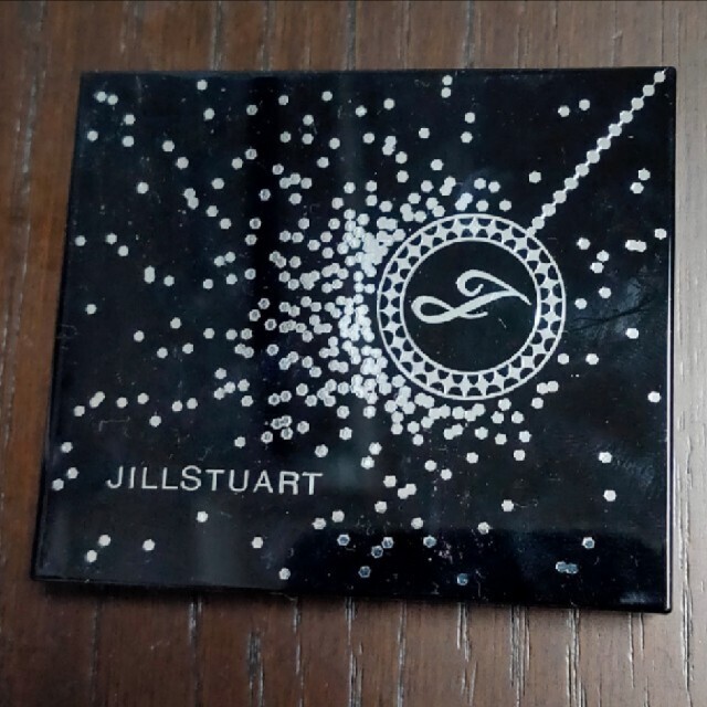 JILLSTUART(ジルスチュアート)のアイシャドウ コスメ/美容のベースメイク/化粧品(アイシャドウ)の商品写真