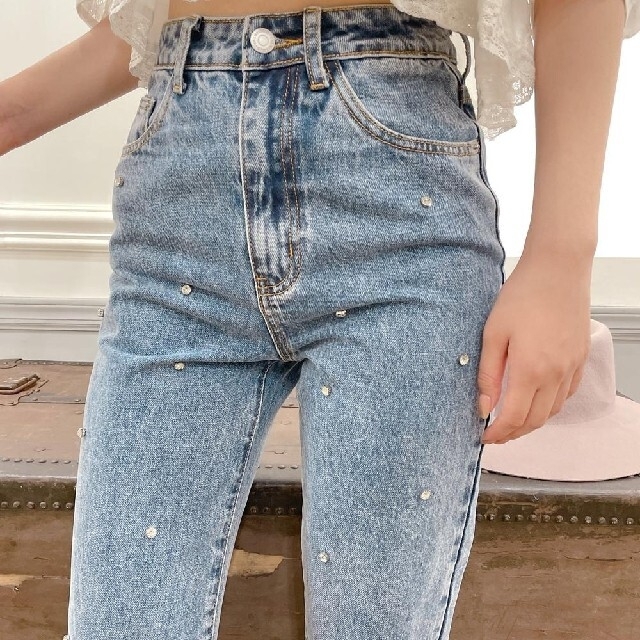 Chesty(チェスティ)のタグ付き新品未使用☆メゾンマーブル❤︎キラキラBijoudeDenim❤︎ レディースのパンツ(デニム/ジーンズ)の商品写真