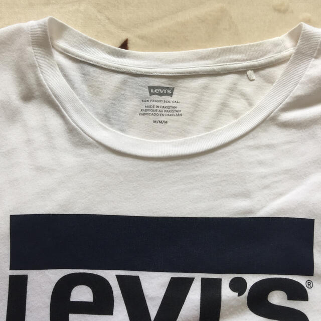 Levi's(リーバイス)のリーバイス 半袖Tシャツ（M）美品 レディースのトップス(Tシャツ(半袖/袖なし))の商品写真