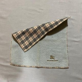 バーバリー(BURBERRY)のバーバリー　タオルハンカチ　リバーシブル　中古品　#999(ハンカチ)