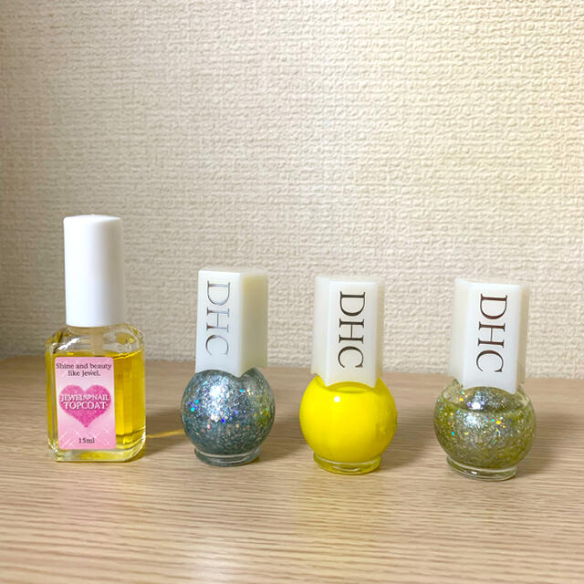 DHC(ディーエイチシー)のマニキュア　４点セット コスメ/美容のネイル(マニキュア)の商品写真