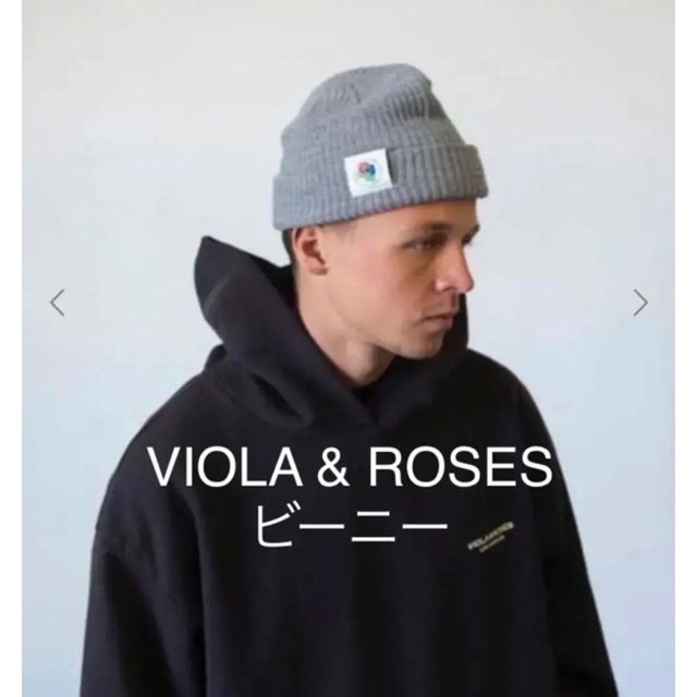 新品未使用！viola and roses ビオラアンドローゼス ロンT 黒トップス