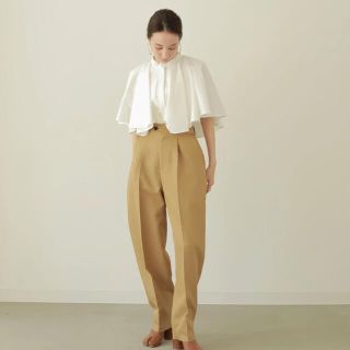 トゥデイフル(TODAYFUL)のlouren ドレープケープブラウス　本日限定値下げ(シャツ/ブラウス(半袖/袖なし))