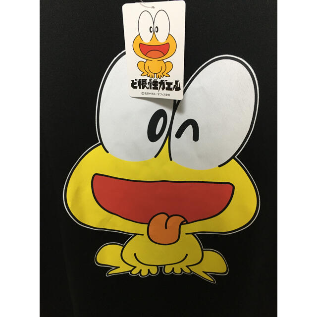 Avail(アベイル)の【新品】Avail × ど根性ガエル　コラボTシャツ　ブラック メンズのトップス(Tシャツ/カットソー(半袖/袖なし))の商品写真