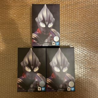 S.H.フィギュアーツ ウルトラマンティガ　マルチタイプ　真骨彫製法　3個　(特撮)