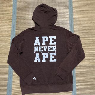 アベイシングエイプ(A BATHING APE)のAPE BAPE KAWS ハーフジップ　パーカー　never shall m(パーカー)