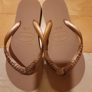 ハワイアナス(havaianas)のハワイアナス♥️新品ビーチサンダル(ビーチサンダル)