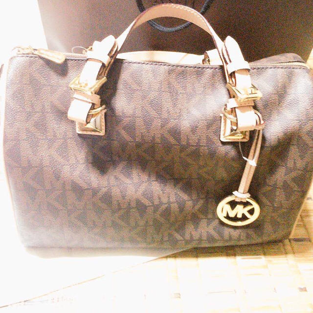 【美品】MICHAEL KORS マイケルコース ボストンバッグ 総柄 大容量