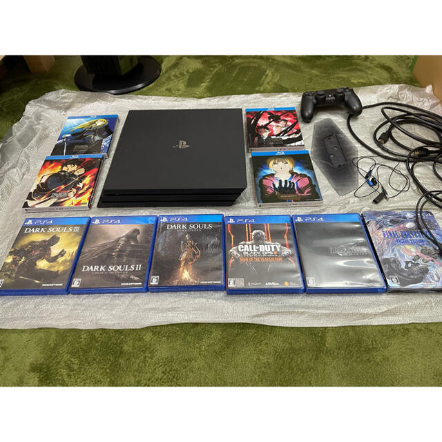 PS4 PlayStation 4 Pro 1TB （CUH-7000B)