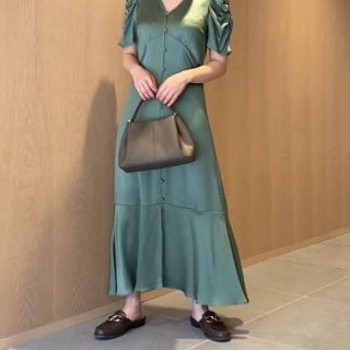【SNIDEL】フロントボタンナローワンピース 新品未使用