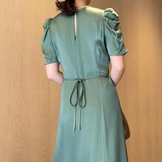 SNIDEL - 【SNIDEL】フロントボタンナローワンピース 新品未使用の通販