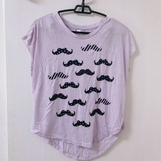 ひげ tシャツ 半袖 トップス パープル 古着 個性的 サブカル ゆめかわいい(Tシャツ(半袖/袖なし))