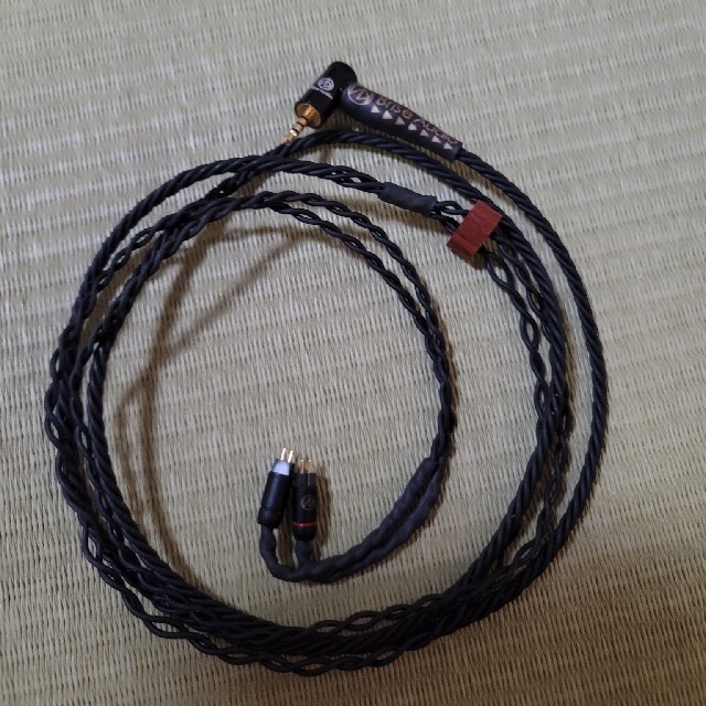 BriseAudio UPG001Ref.SE 2PIN OFC 4極2.5mm スマホ/家電/カメラのオーディオ機器(ヘッドフォン/イヤフォン)の商品写真