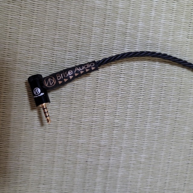 BriseAudio UPG001Ref.SE 2PIN OFC 4極2.5mm スマホ/家電/カメラのオーディオ機器(ヘッドフォン/イヤフォン)の商品写真