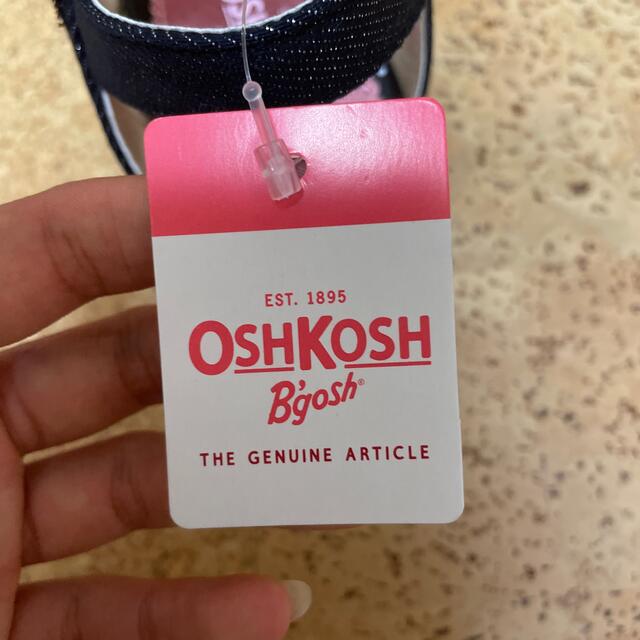 OshKosh(オシュコシュ)のサンダル キッズ/ベビー/マタニティのキッズ靴/シューズ(15cm~)(サンダル)の商品写真