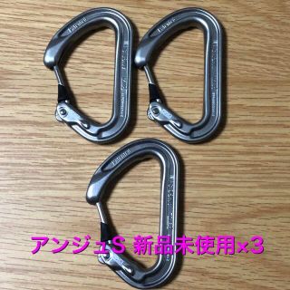 ペツル(PETZL)のPETZL ANGE S シルバー3個セット　アンジュS(登山用品)