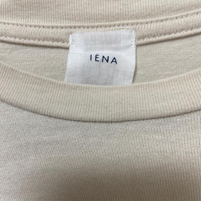 IENA(イエナ)の美品⭐️IENA ロゴプリントTシャツ　ベージュ レディースのトップス(Tシャツ(半袖/袖なし))の商品写真