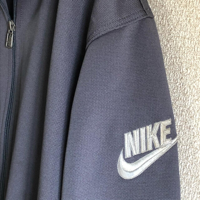 NIKE(ナイキ)の【激レア】ナイキ トラックジャケット　胸、腕刺繍ロゴ　カーキグリーン　90s メンズのトップス(ジャージ)の商品写真