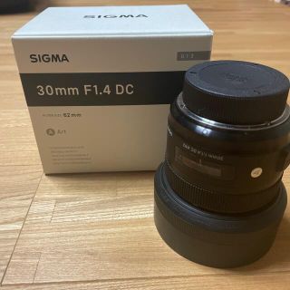 シグマ(SIGMA)のSIGMA 30mm F1.4 DC HSM For Nikon (ニコン用)(レンズ(単焦点))