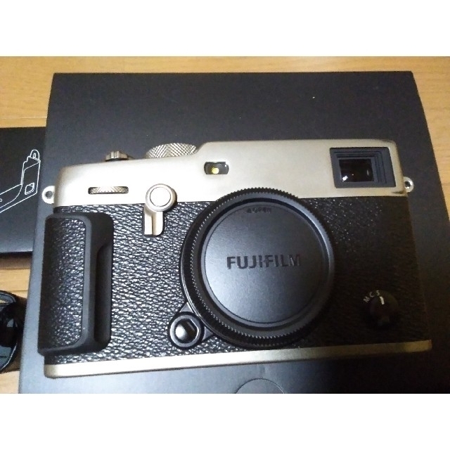 新同品　富士フィルム　X-Pro 3 DR シルバー　おまけ付き