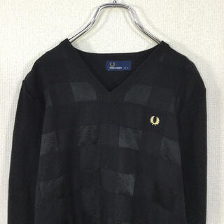 フレッドペリー(FRED PERRY)の◉フレッドペリー/FRED PERRY ニットセーター　月桂樹刺繍　チェック柄(ニット/セーター)