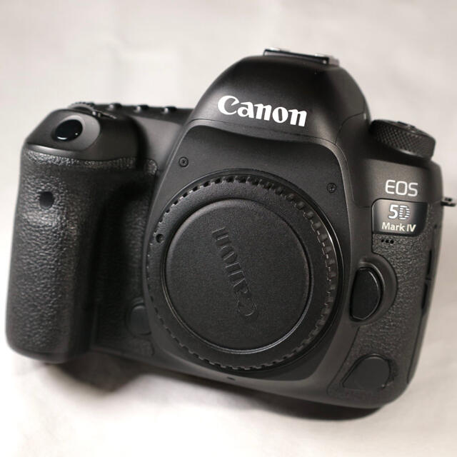 デジタル一眼EOS 5D MarkⅣ 新品購入（ワンオーナー）