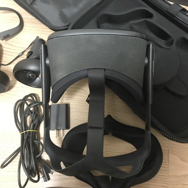 オキュラスクエスト 64GB VR 付属品完備 オマケ付き! | wic-capital.net