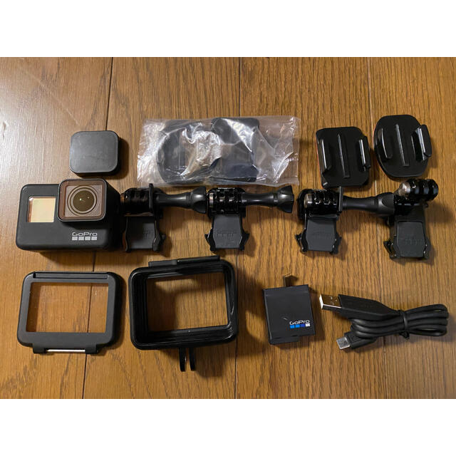 新品GoPro HERO7 Black 純正アクセサリー付7点セット