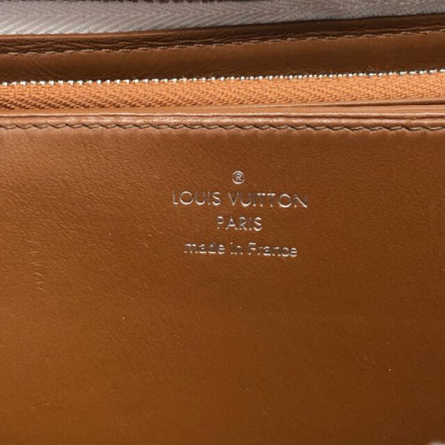 LOUIS VUITTON - ルイヴィトン マヒナ ジッピーウォレット 長 LOUIS VUITTON - ルイヴィトン マヒナ ジッピーウォレット 長