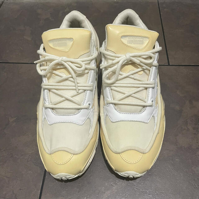 ozweego bunny  adidas rafsimons  27.5