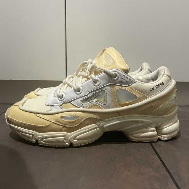 ozweego bunny  adidas rafsimons  27.5