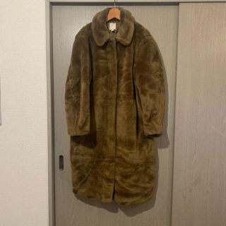 エイチアンドエム(H&M)のH&M フェイクファーコート(毛皮/ファーコート)