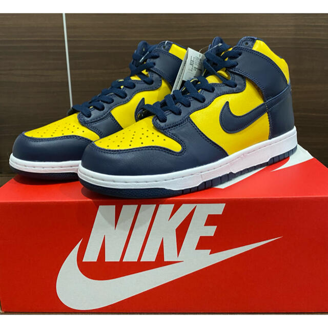 NIKE(ナイキ)の新品　未使用　NIKE DUNK HIGH SP "MICHIGAN" メンズの靴/シューズ(スニーカー)の商品写真