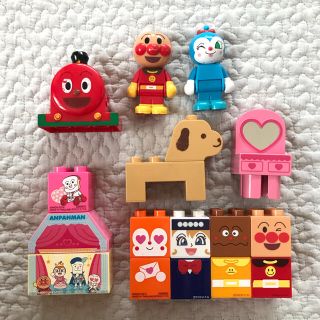 バンダイ(BANDAI)のアンパンマン⭐️ブロックラボいろいろ⭐️スイングドール　(積み木/ブロック)