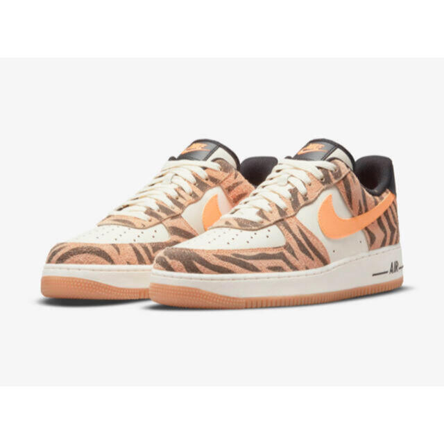 NIKE AIR FORCE 1 ’07 PRM Orange Zebra 27