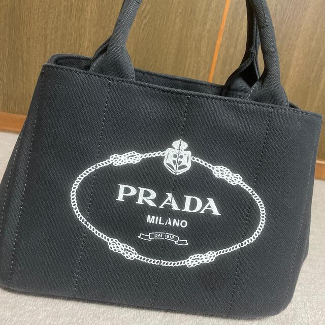 PRADA カナパ