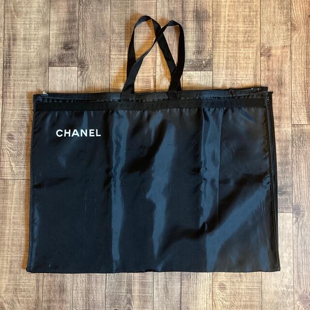 CHANEL(シャネル)のCHANEL ガーメントカバー　衣装バッグ レディースのバッグ(スーツケース/キャリーバッグ)の商品写真