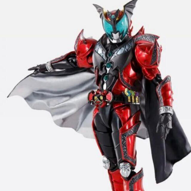 BANDAI(バンダイ)のS.H.Figuarts(真骨彫製法)仮面ライダーダークキバ エンタメ/ホビーのフィギュア(特撮)の商品写真