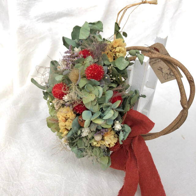 ユーカリと紫陽花と花々のリース 一番の贈り物 42667円引き