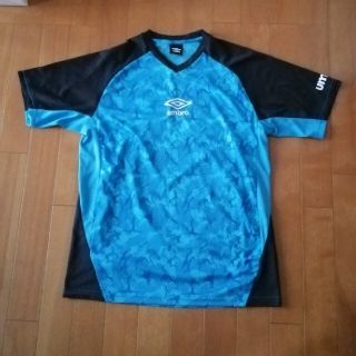 アンブロ(UMBRO)のumbro　シャツ　サッカー　ブルー　Lサイズ　ドライ　半袖　フットサル(Tシャツ/カットソー(半袖/袖なし))