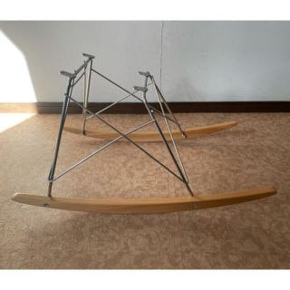 イームズ(EAMES)のeames イームズ モダニカ Rocker Base US model 新品(ダイニングチェア)