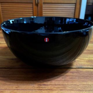 イッタラ(iittala)の↓iittala イッタラ ボウル ブラック(食器)