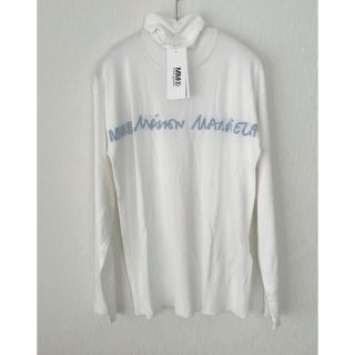 エムエムシックス(MM6)の【新品】MM6MaisonMargiela  ロゴ入り 薄手タートルニット(ニット/セーター)