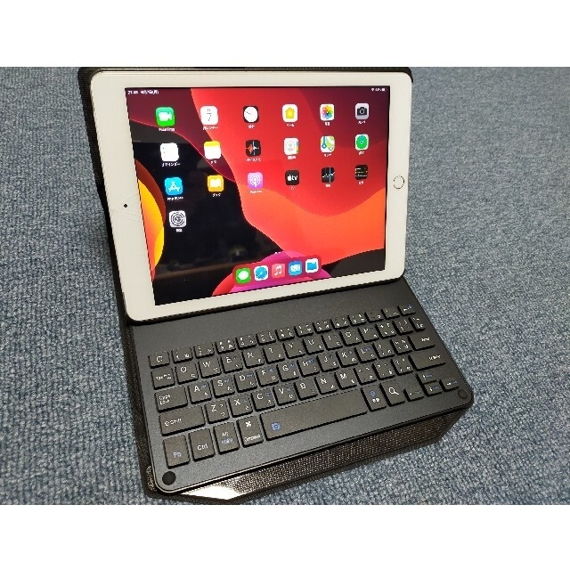 Apple(アップル)のiPad　ワイヤレスキーボード スマホ/家電/カメラのスマホアクセサリー(iPadケース)の商品写真