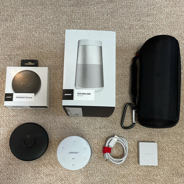 BOSE SOUNDLINK REVOLVE 充電スタンド&キャリーケース付き - スピーカー
