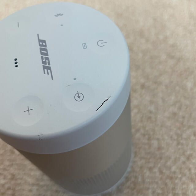 BOSE(ボーズ)のBOSE SOUNDLINK REVOLVE 充電スタンド＆キャリーケース付き スマホ/家電/カメラのオーディオ機器(スピーカー)の商品写真