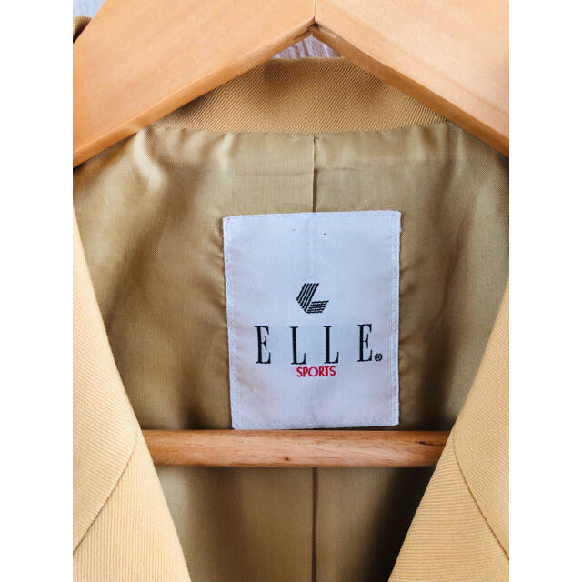 ELLE(エル)のELLEスポーツのジャケット レディースのジャケット/アウター(テーラードジャケット)の商品写真