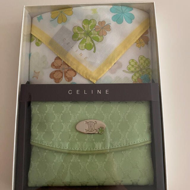 celine(セリーヌ)のCELINE セリーヌハンカチ＆ティッシュケース レディースのファッション小物(ハンカチ)の商品写真