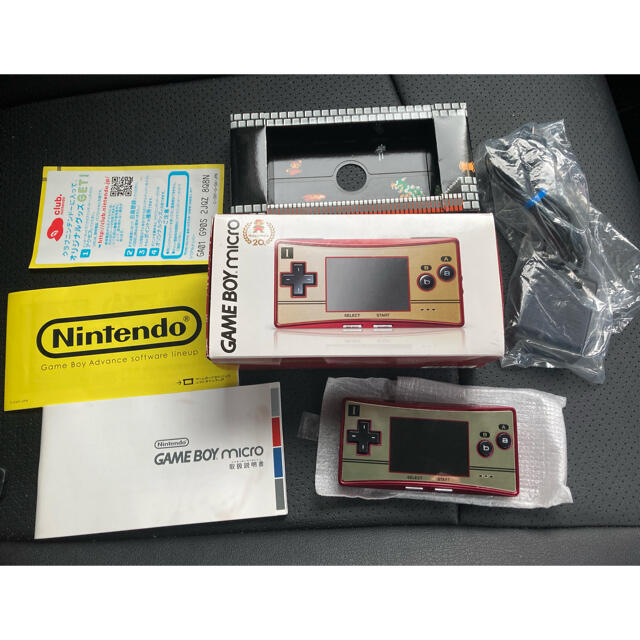 新品未使用 ゲームボーイミクロ ファミコンバージョン 箱痛み有 完品