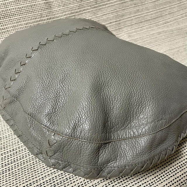 BOTTEGA VENETA / Cervo Hobo  ＊美品です